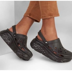 Skechers Foam Max Cushioning High tide shoes